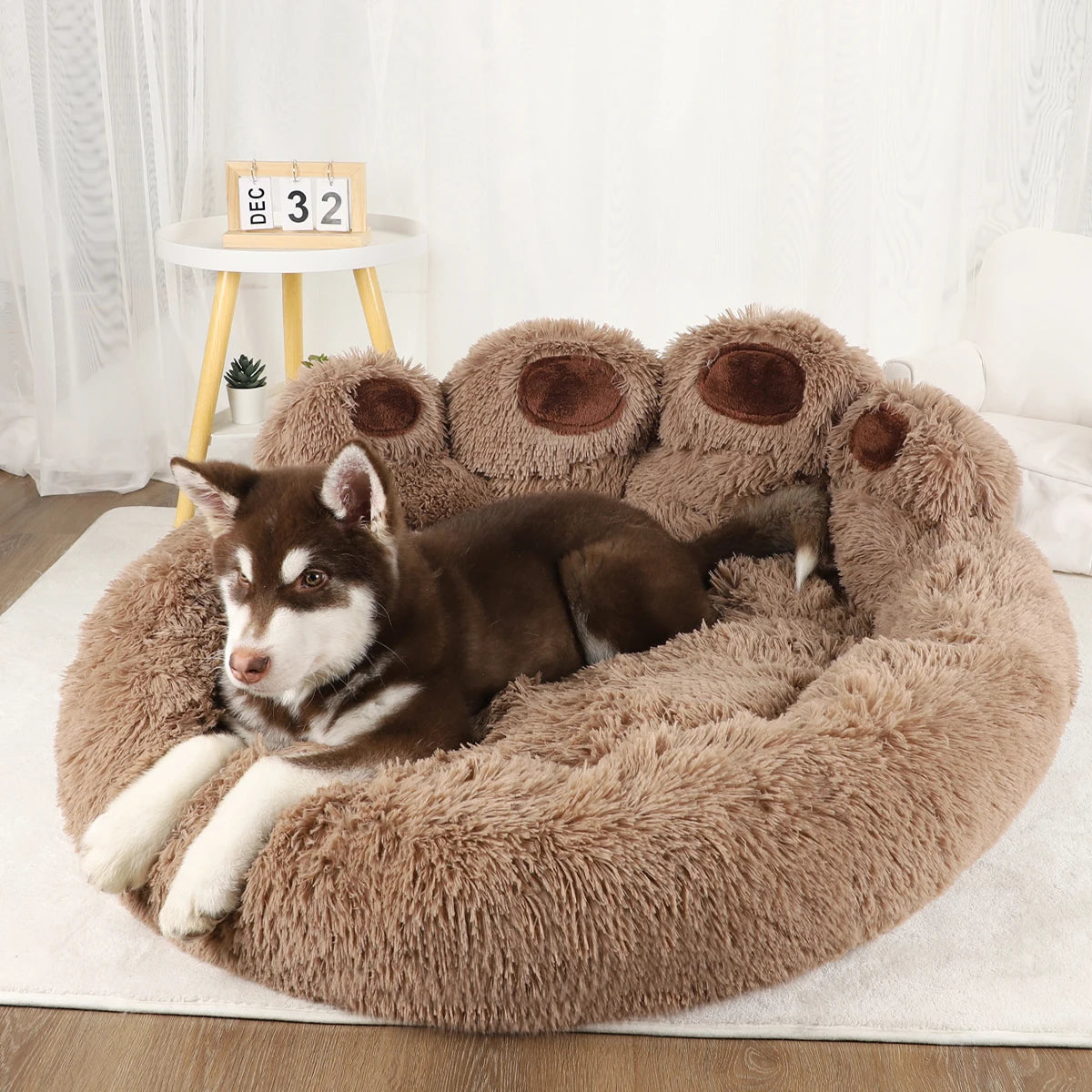 Cozy Paw-Shaped Fluffy Dog Bed