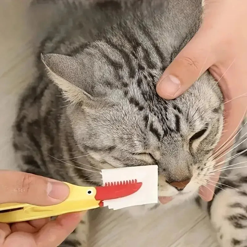 Pet Eye Cleaning Soft Brush - Gentle Care for Cats & Dogs